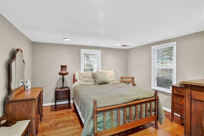 Building Photo - 3671 Bishop Dr