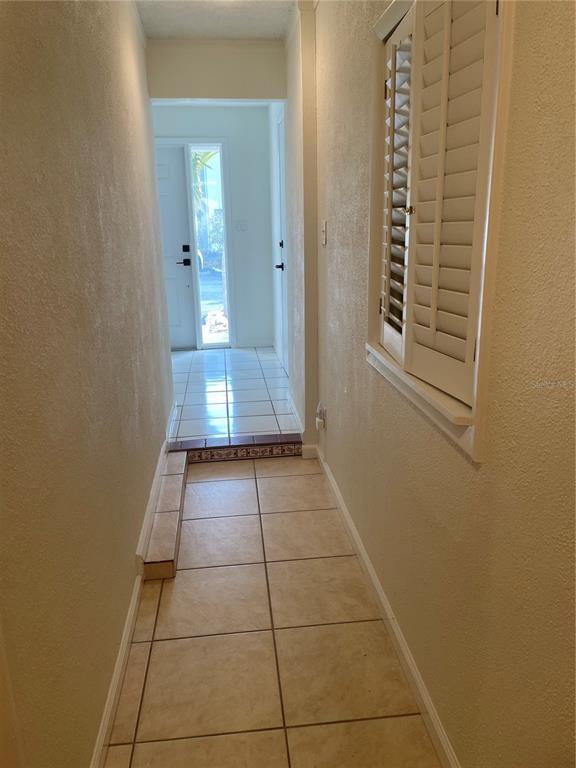 Building Photo - 745 Pinellas Bayway S