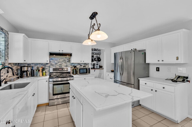 Building Photo - 2 Katelyn Ct