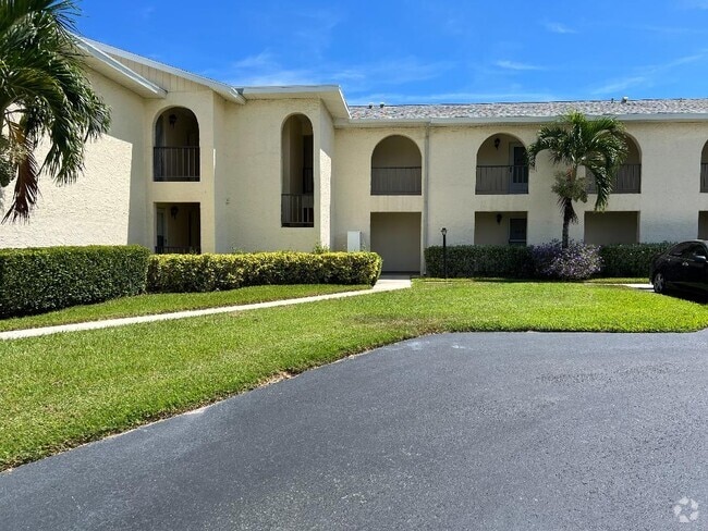 Building Photo - 1860 Robalo Dr