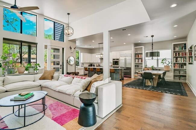 Building Photo - 2011 Arpdale St