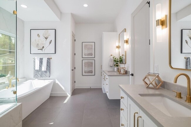 Building Photo - 1703 Piedmont Ave