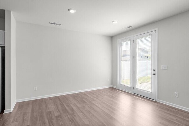 Building Photo - Luxury Living Begins at Home: Where Every Day Feels Like a Retreat; 5BR/3BA, Office