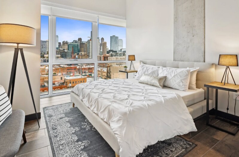 Building Photo - 152 N Carpenter St