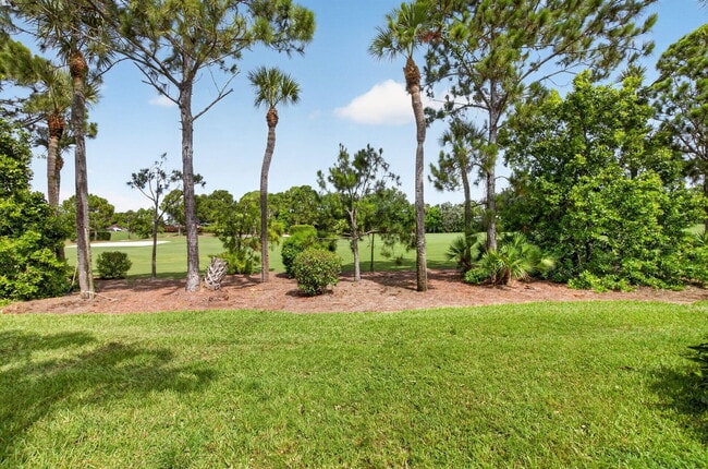 Building Photo - 7473 Glendevon Ln
