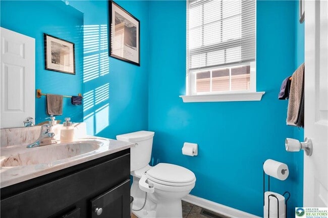 Building Photo - 4247 Beech Dr