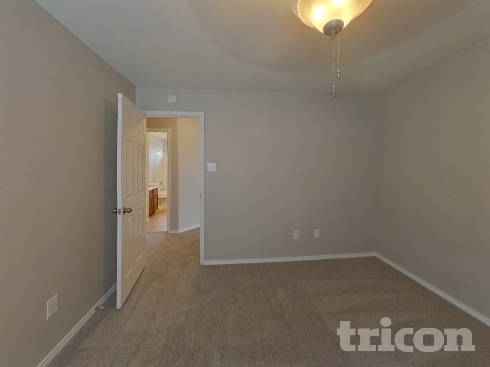 Building Photo - 801 Santa Rosa Dr