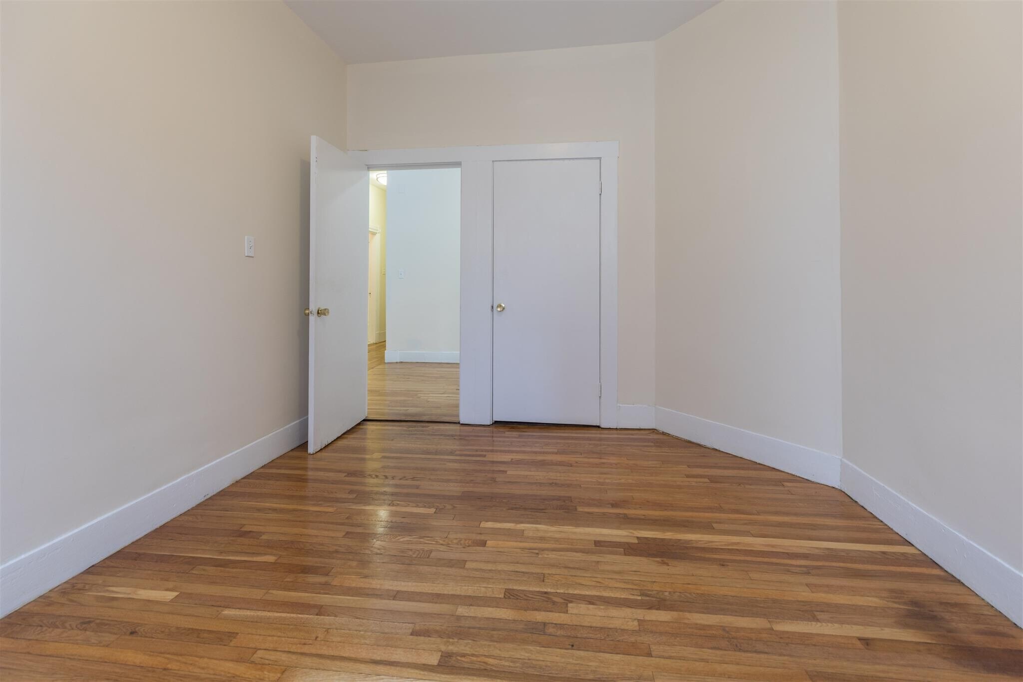 Building Photo - 863 Massachusetts Ave