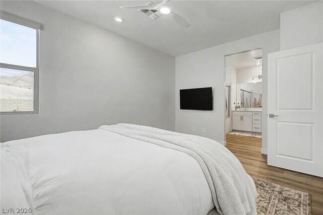 Building Photo - 1575 Crested Eagle St