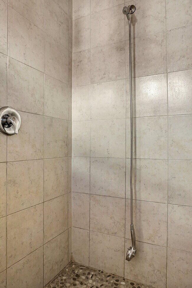 Building Photo - $2,700 - 4 Bed, 3.5 Bath Home in CO Spring...