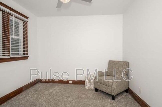 Building Photo - 2730 Dakota Ave