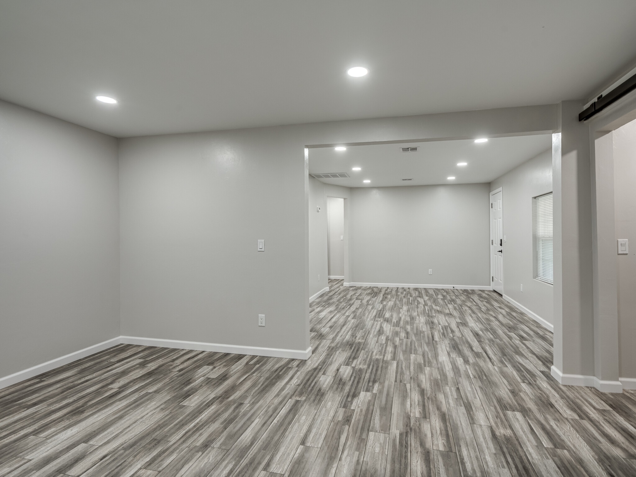 Building Photo - 2100 N Saint Luke Ave