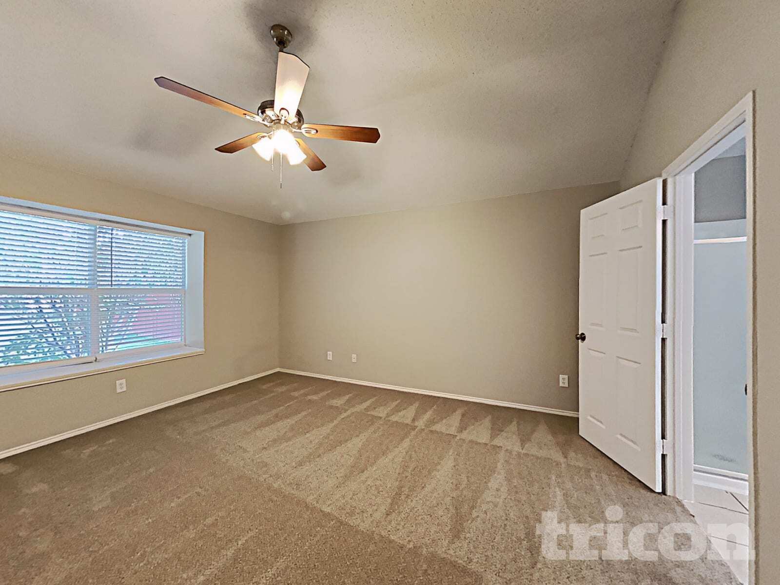 Building Photo - 1703 Ash Ln