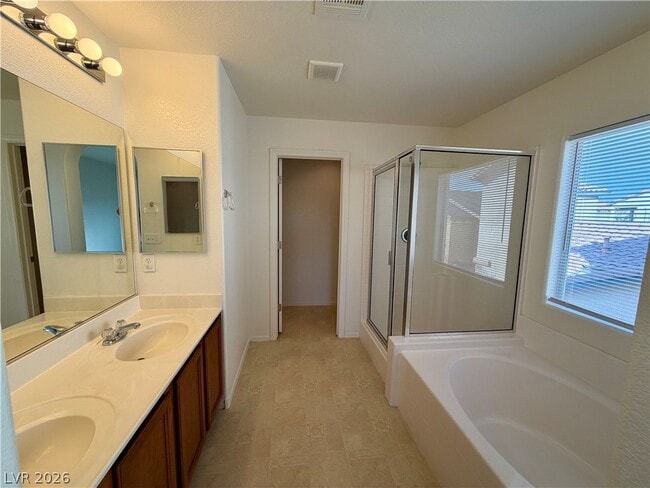Building Photo - 930 Wembly Hills Pl