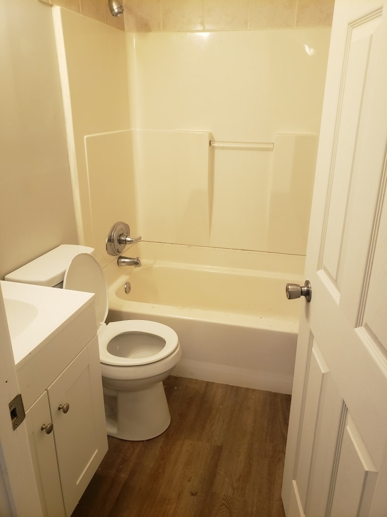 Building Photo - 22 Steeplechase Dr