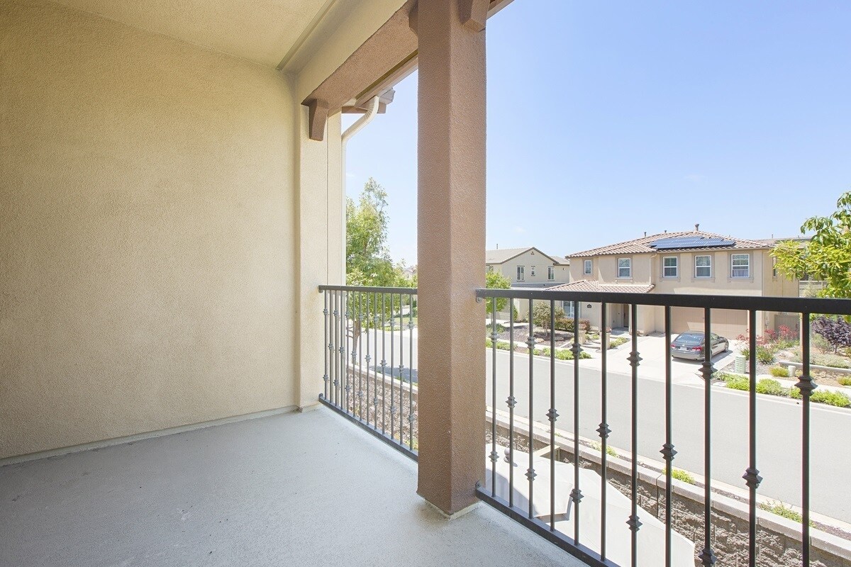 Building Photo - 8516 Old Stonefield Chase