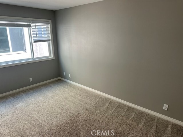 Building Photo - 208 41st St