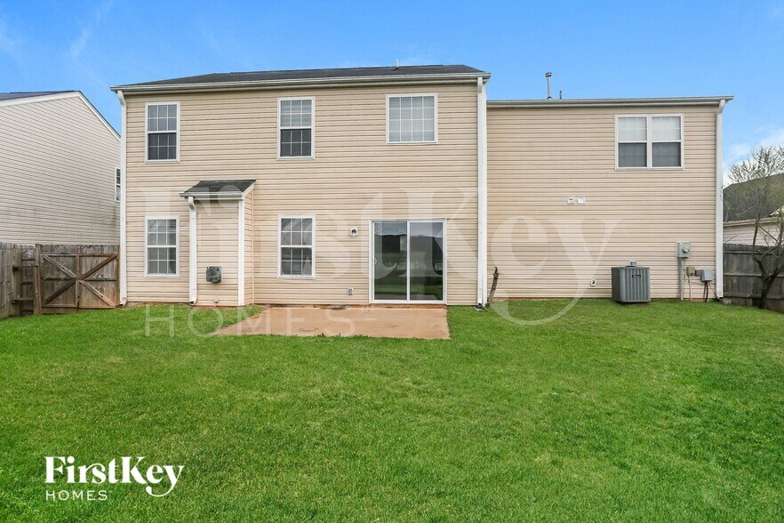 Building Photo - 12106 Chantress Ln