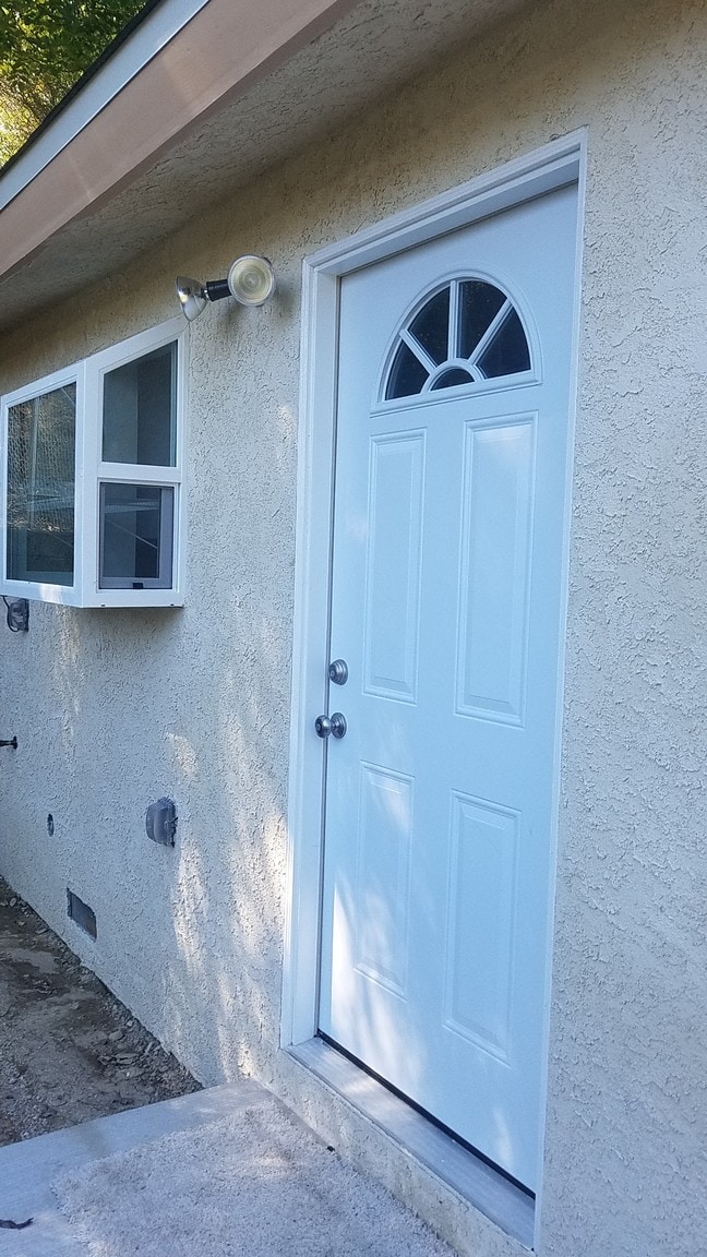 Entrance - 6619 Daryn Dr