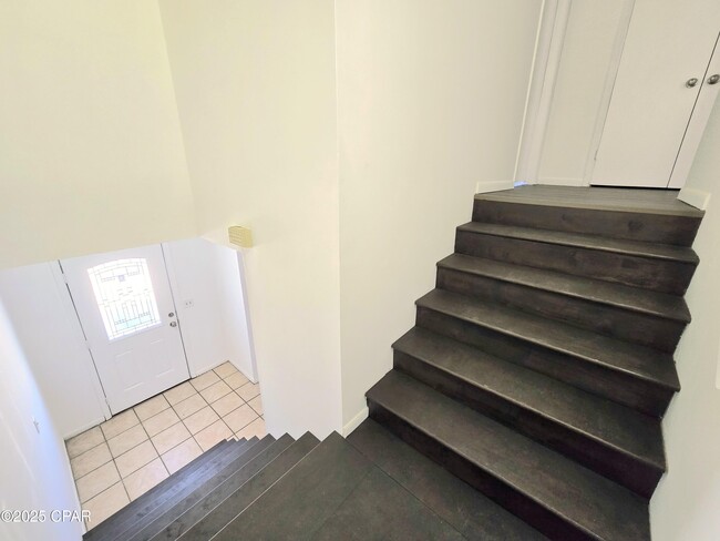 Building Photo - 636 W Caladium Cir