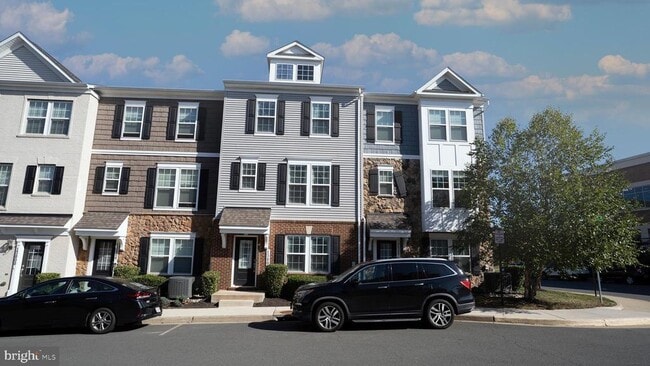 Building Photo - 13804 Litespeed Way