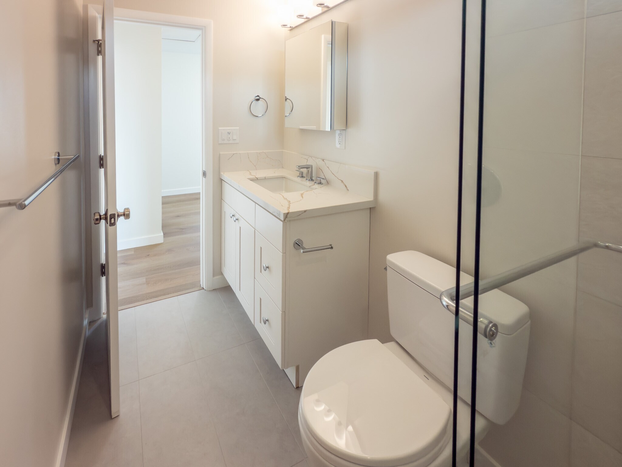 Building Photo - 1000 Tilton Ave