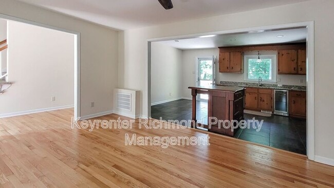 Building Photo - 14304 Ramblewood Dr