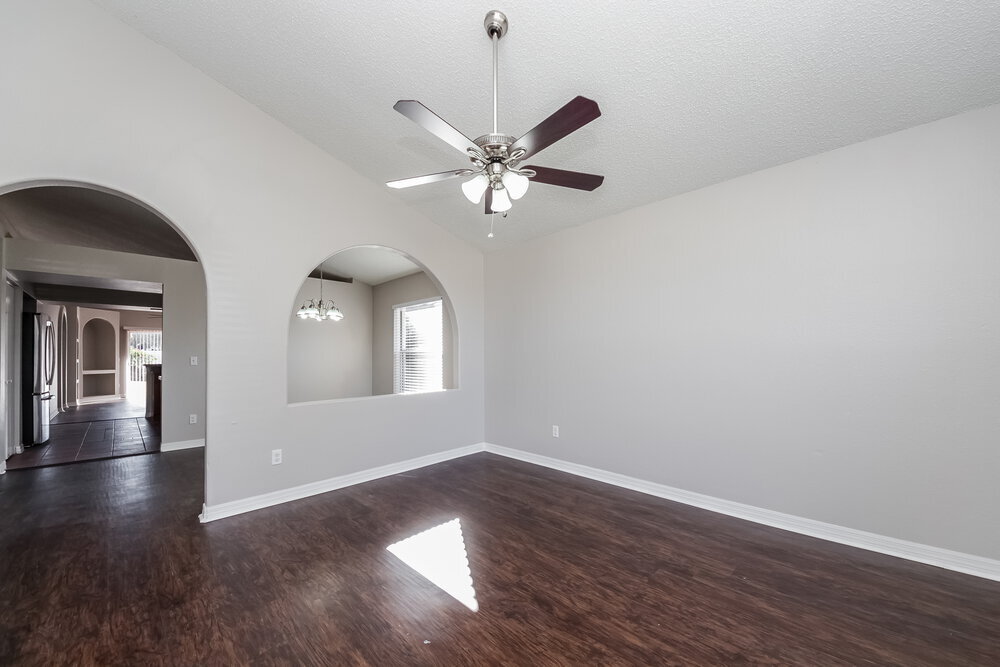 Building Photo - 16444 Coopers Hawk Ave