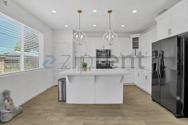 Building Photo - Unit 6130
