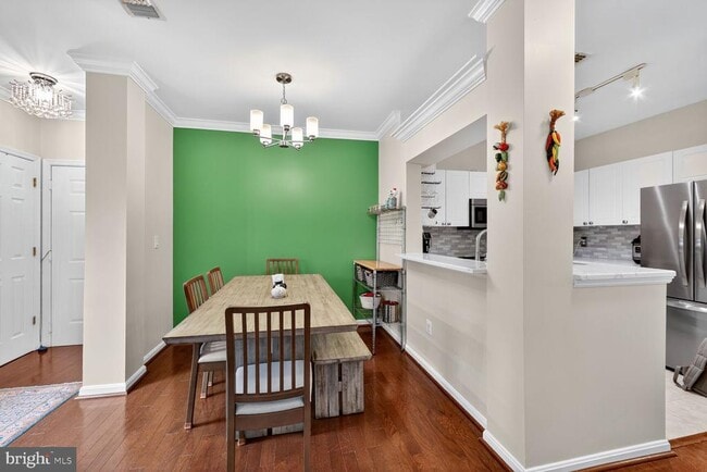 Building Photo - 4561 Strutfield Ln