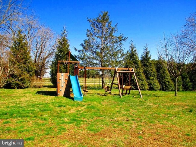 Building Photo - 8355 Broad Neck Rd