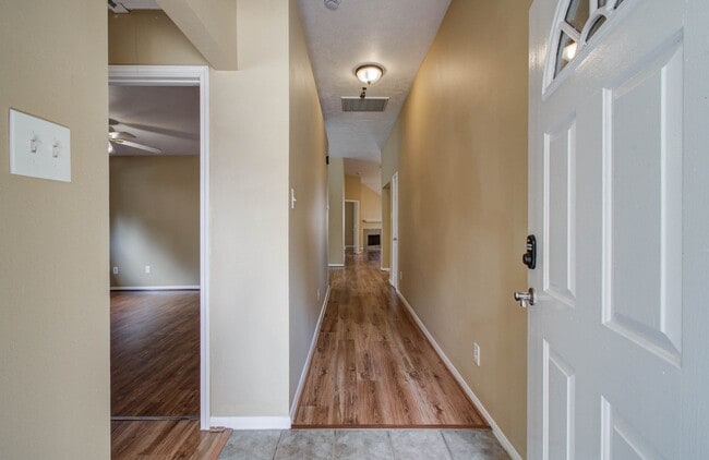 Building Photo - 5010 Brower Crest Dr