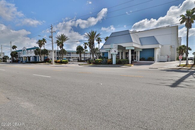 Primary Photo - 935 S Atlantic Ave