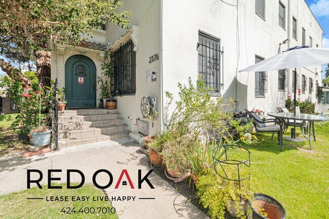 Building Photo - 2376 Portland St