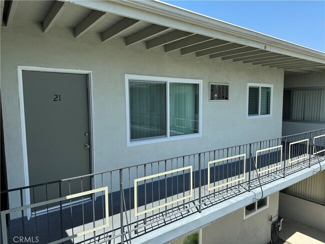 Building Photo - 7745 Laurel Canyon Blvd