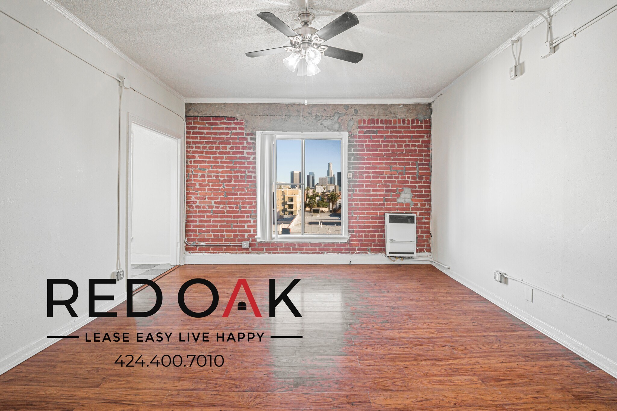Building Photo - 425–427 S. Grand View St-5502