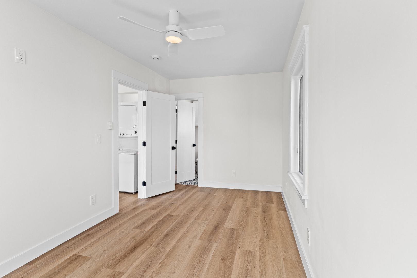 Building Photo - 526 Lime Ave