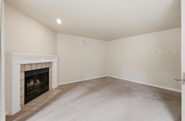 Building Photo - 16419 Spruce Way