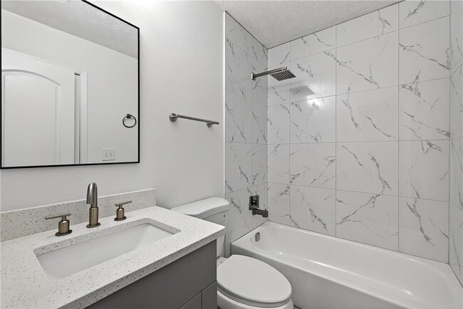 Building Photo - 6716 Colchester Pl NW