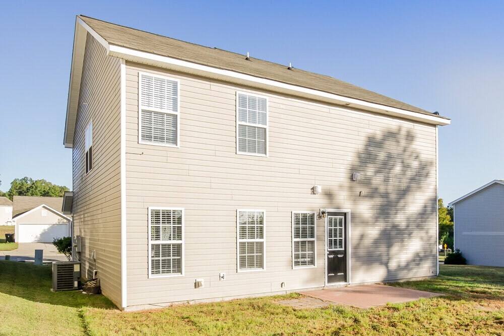 Building Photo - 1041 Ramsgate Dr SW