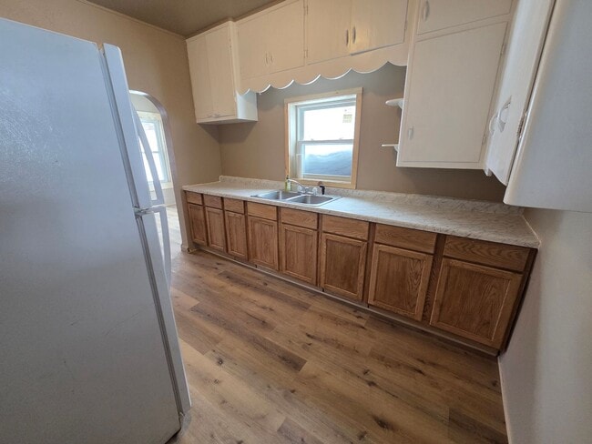 Building Photo - Freshly Updated 4 Bedroom 1 Bath Single Family Home in Marinette