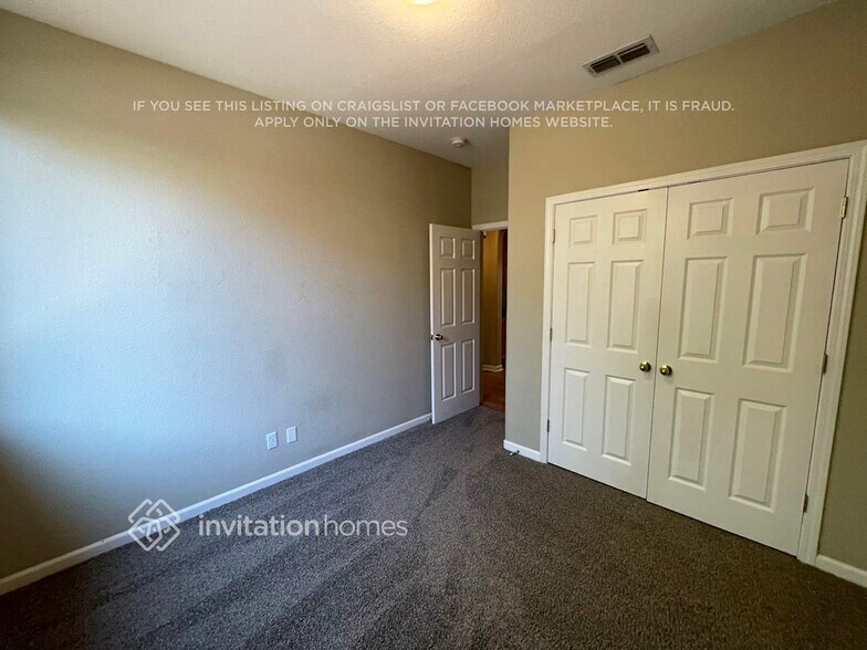 Building Photo - 573 Davenport Way