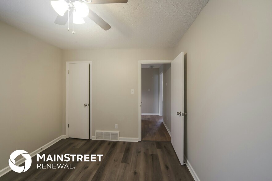 Building Photo - 6525 Bald Cypress Cove