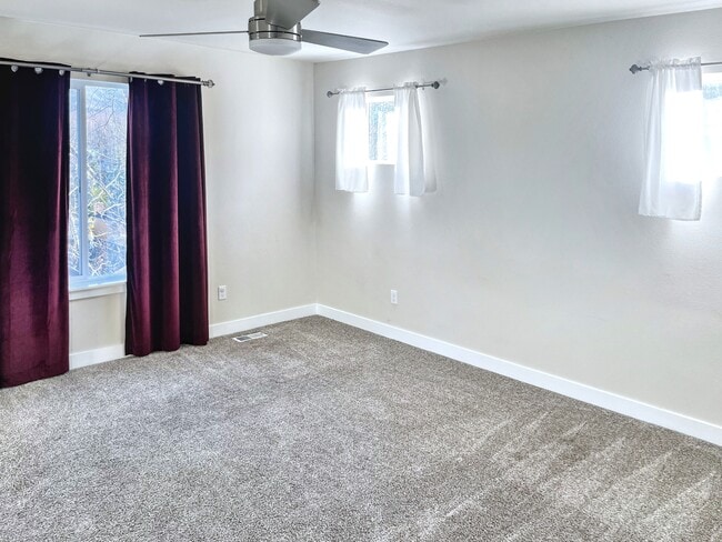 Building Photo - 5569 Big Bear Wy