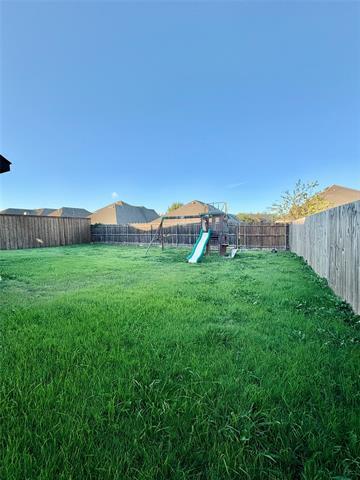 Building Photo - 667 Sharpley Dr