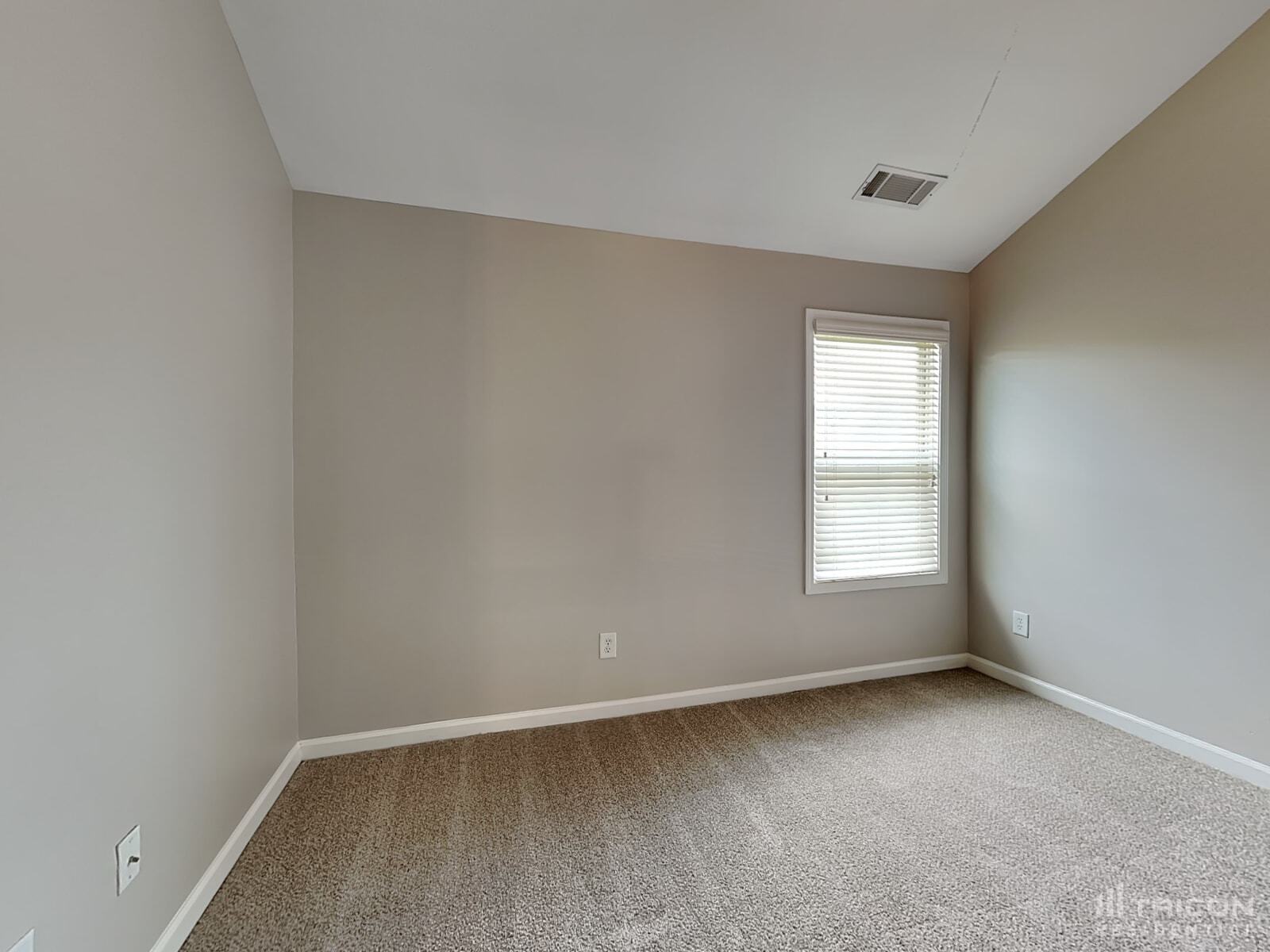 Building Photo - 632 Talon View Ct