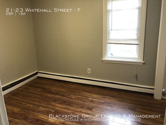 Building Photo - 21-23 Whitehall Street