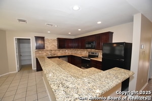 Building Photo - 1607 Pinetum Dr