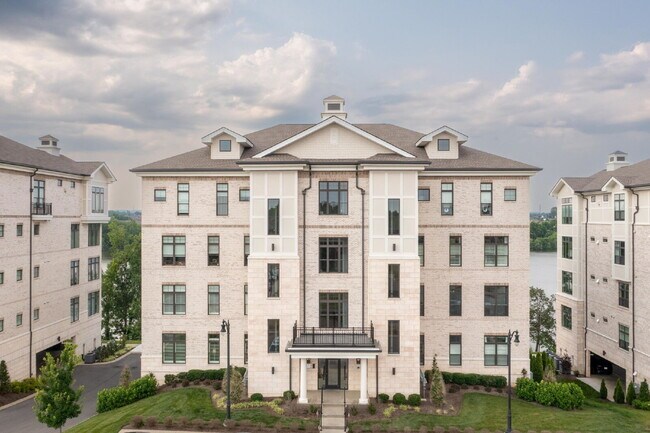 Building Photo - Welcome to Revery Point — where lakefront ...