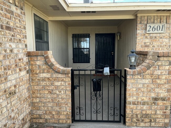 Building Photo - 2601 Jefferson Ave